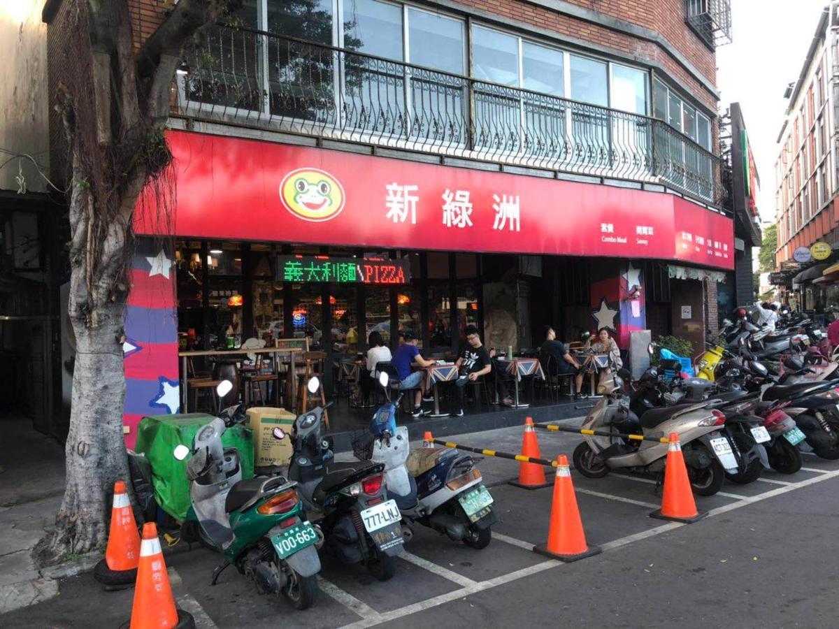 星霖之家 Apartment Taichung Exterior photo